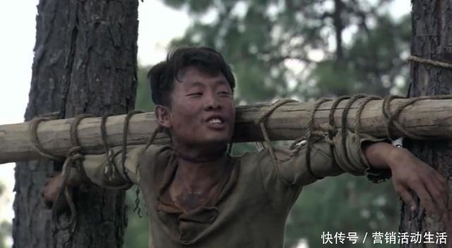 跑掉|此人躲藏山洞13年,黑熊见他都像见鬼一样跑掉,日军实在太可恶