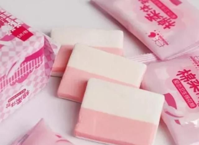 格外|让男生“尴了个尬”的4种零食,尤其是第四种,女生却格外的喜欢