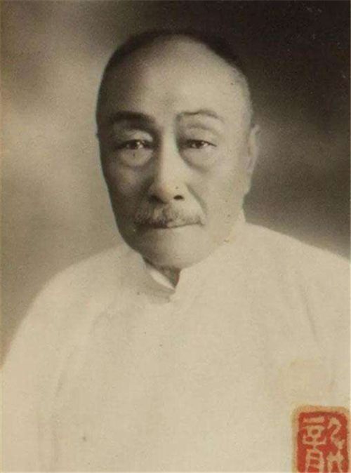 国家|父亲临终叮嘱不准卖传家宝,儿子听专家建议捐国家,才知价值10亿