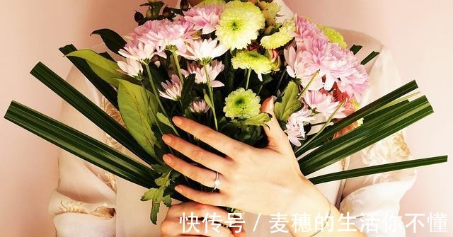 珠宝 珠宝放太久了怎么办注意五大类佩戴事项,让它旧貌换新颜!