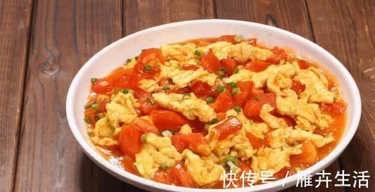 西红柿炒鸡蛋很多人少了这一步，大厨教你真正的做法，上桌必抢光