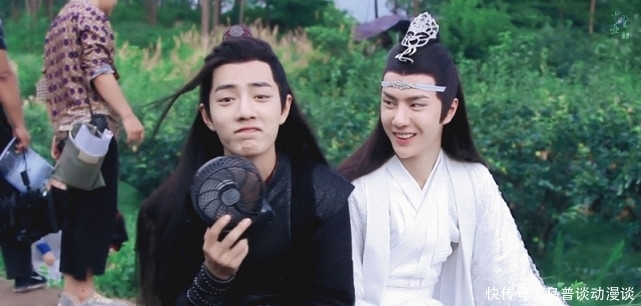 cp粉 肖战王一博一同上热搜,吓得人一激灵,原来是cp粉在闷声干大事