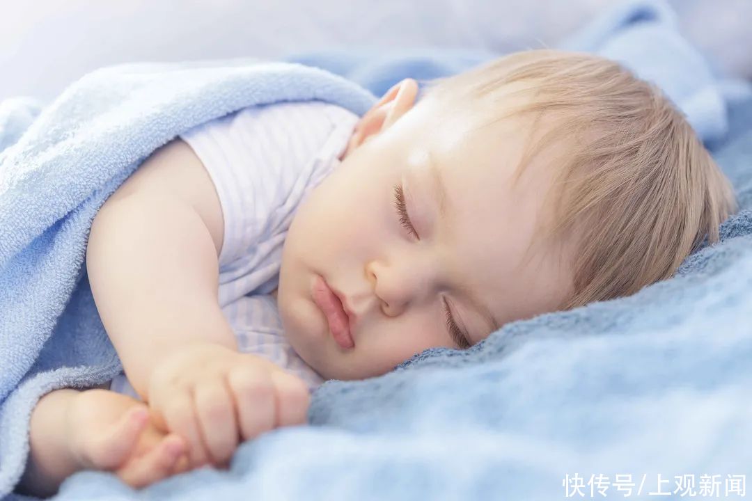 睡眠时长|2021年儿童睡眠时间表被疯传！你家孩子，睡对了没？