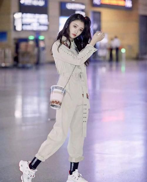 “奶奶裤”是个什么鬼？最近又火了！显高显瘦，潮人都穿上了！