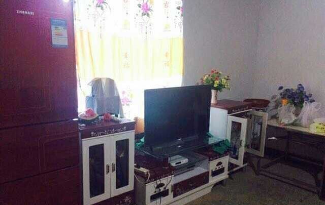 三线城市|远嫁山区农村,晒晒婆家的婚房,院子大得吓人,厨房包你没见过!