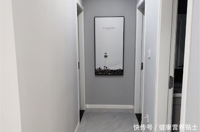 新房|新房入住一个月,入户鞋柜非常实用,不做电视墙家人很满意,晒晒!