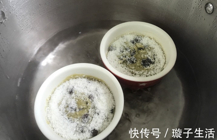 抹茶粉|不用烤箱,一口蒸锅就能搞定的蒸蛋糕,比外面买回来的好吃