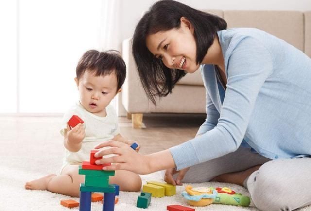 宝娃|6个月是婴儿发育的“分界线”,家长注意宝娃的变化,正确看护