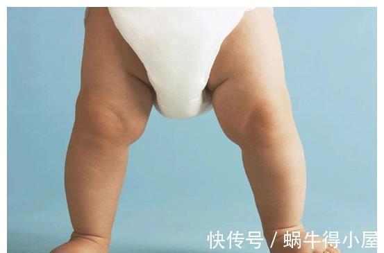 新生婴儿|新生婴儿什么时候开始学走路最佳,怎么保证婴儿的腿是直的?