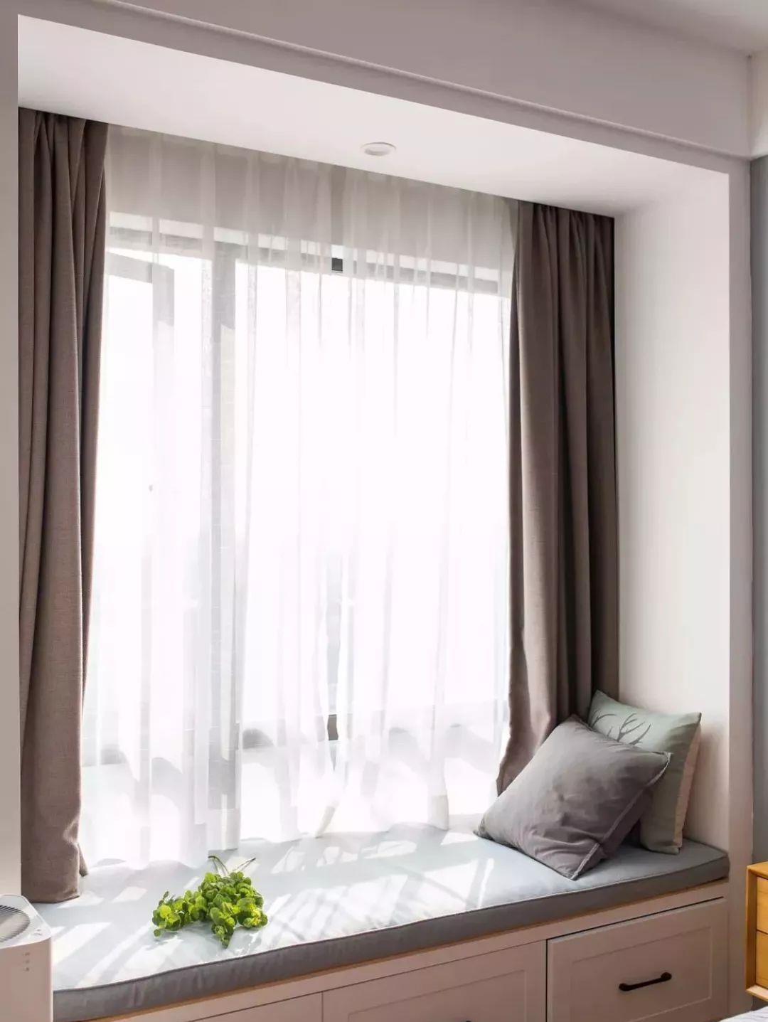 鸡肋|家里飘窗很鸡肋?学着这样装,功能多得堪比一间房,太实用了!