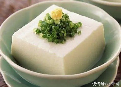 骨质疏松症|金秋豆腐似人参，秋吃豆腐最滋补