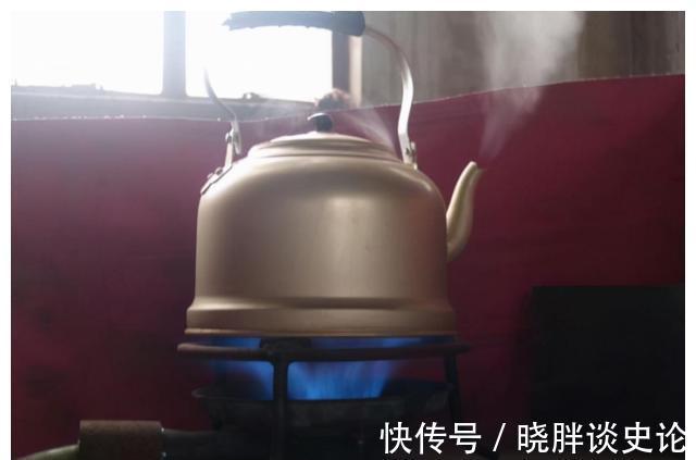 妈妈|3种“白开水”或会伤孩子脾胃,聪明妈妈从来不给喝,下次注意