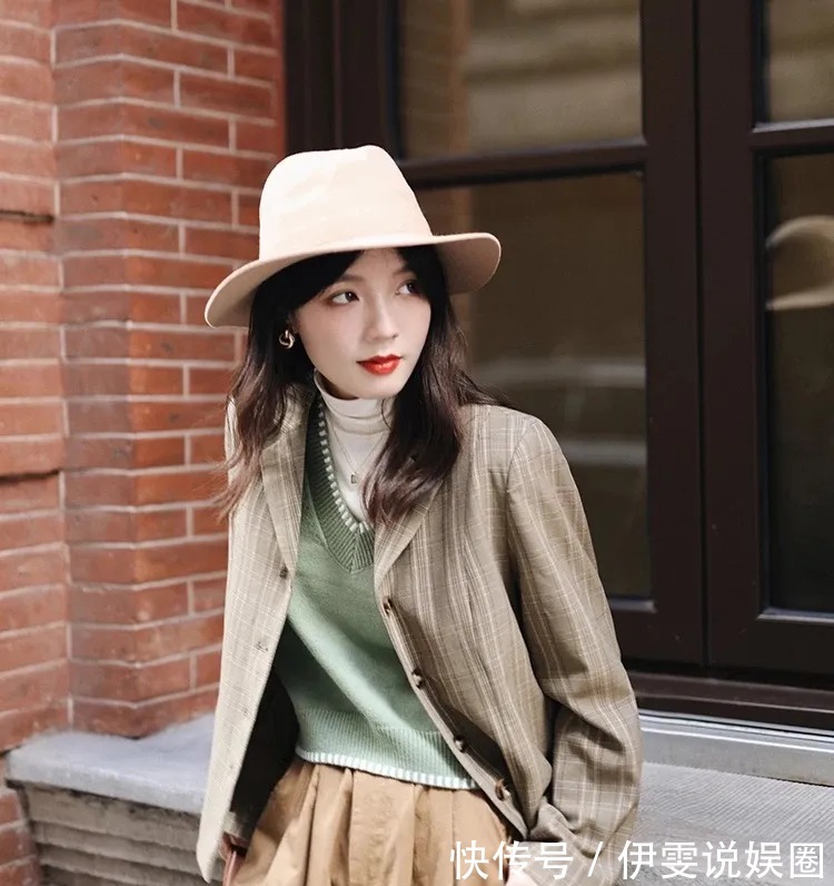 厚重感 她的穿搭:知性大方的“棕色”, 百搭好看