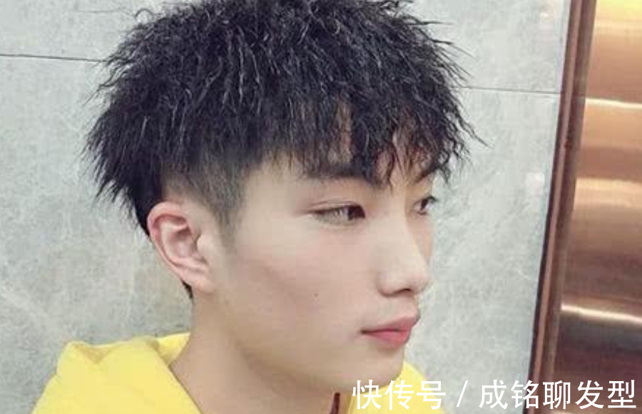 发质|烫锡纸烫后掉发严重,会变成秃顶吗?看这三点就明白掉发的原因了