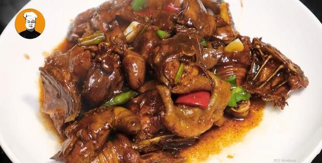 焯水|红烧鸡块有人焯水，有人直接炒，教你正确做法，鸡肉香而不柴