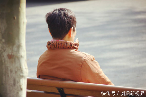 女性48岁后,为啥有人很显老,有人却依然如少女,差别在哪