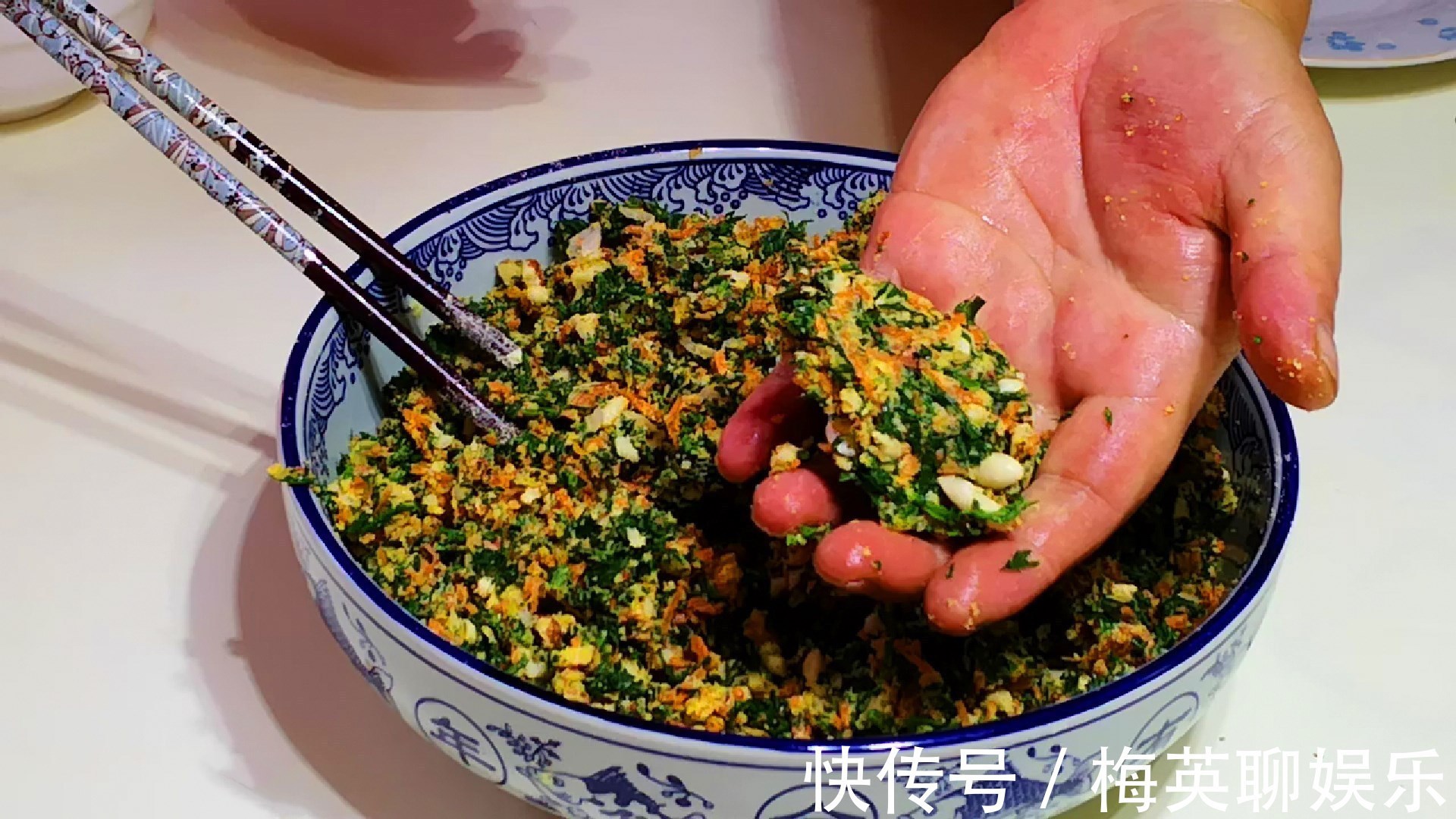 秘制|胡萝卜有营养，很多人却不爱吃，教你秘制新吃法，孩子抢着吃，香