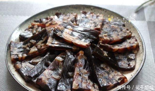 它价格比猪肉低,10块钱做一盆切切就上桌,看到最后果然是简单