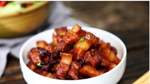 做红烧肉,教您一招,加上它,简简单单超好吃!