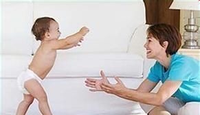 妈妈|宝宝发育标准时间一览表,快来对照一下自己的宝宝的是否达标