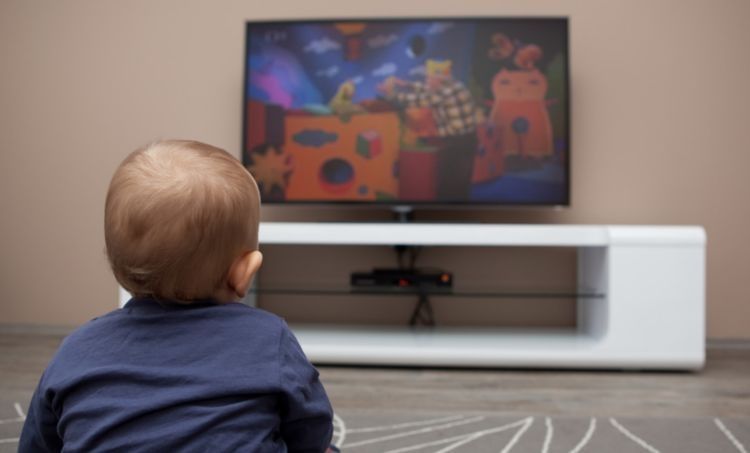 电视|李玫瑾:爱看电视和不爱看电视的孩子,长大后差距一目了然