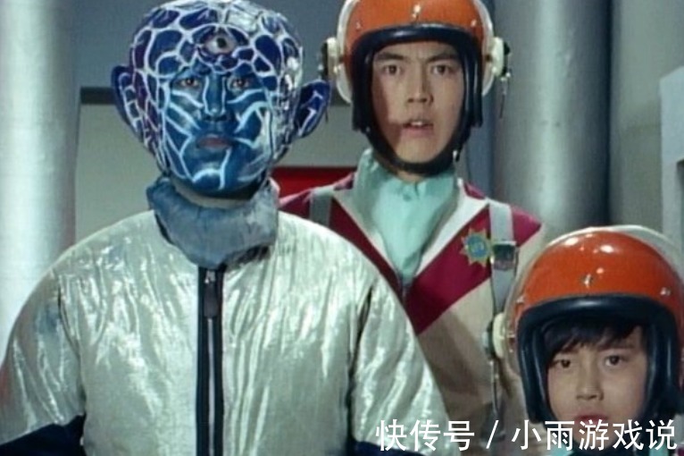 格罗丁大帝|这部特摄剧跟《奥特曼》同年诞生,小孩子靠手表,操控机器人战斗