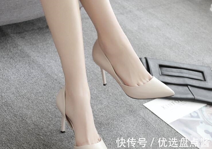 在职场 女人最迷人尖头高跟鞋,让你充满撩人的性感