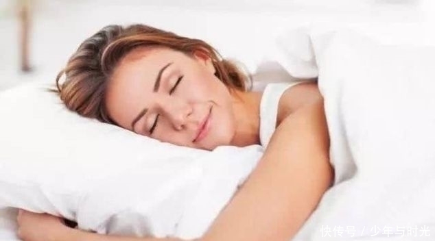 便秘|三天不排便不吃通便药，空腹吃这3物，让你痛快排便，远离便秘