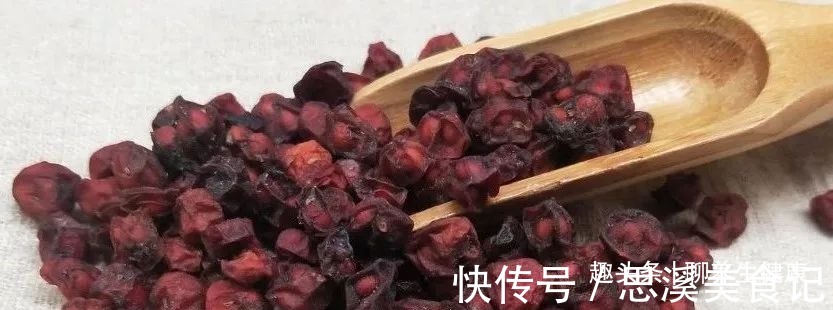 抱朴子|一个2000多年前的养生方,1味药泡水,服之十六年,面色如玉女!