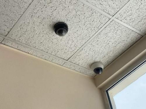 修补|胶带是万能修补工具!网友分享“超奇葩装修设计”