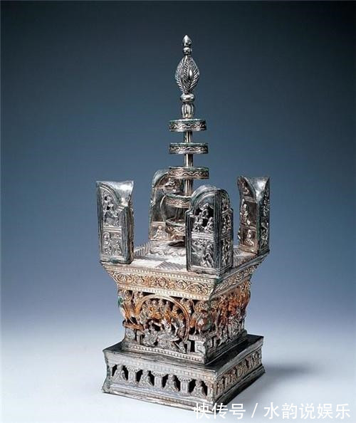 皇妃塔#雷峰塔倒塌77年后,专家在塔底找到一间密室,隐藏千年秘密被揭开