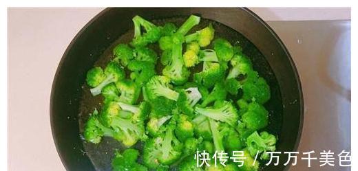 西兰花|它当晚餐吃，坚持一个月，体重成功往下掉，腰肢纤细，不反弹！