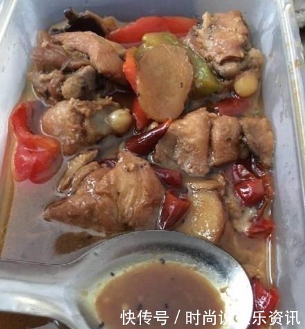 女子为减肥点黄焖鸡外卖,看了备注后老板发懵,这还是黄焖鸡吗