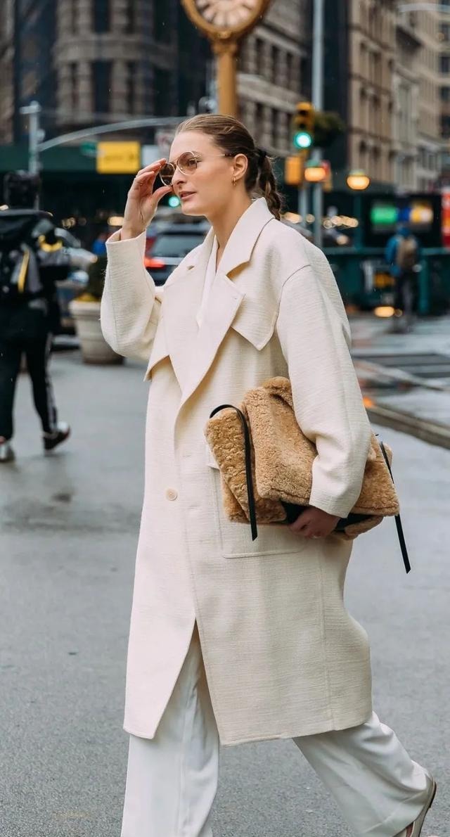 秋冬|秋冬别再露腿了,这几条裤子保暖又时髦