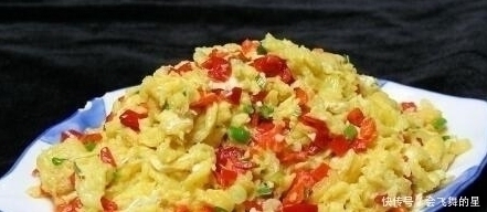 剁椒炒蛋|家里晚饭一定要点的五道佳肴很受欢迎，很好吃