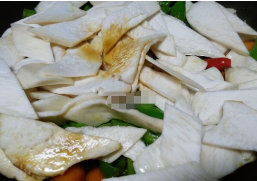 杏鲍菇这样炒,只需多加两个食材,没肉却比加肉还要好吃,下饭菜