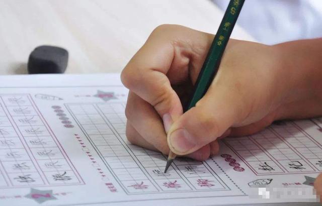 好字|钱学森96分试卷火了,字迹工整卷面整洁,网友盛赞:字如其人