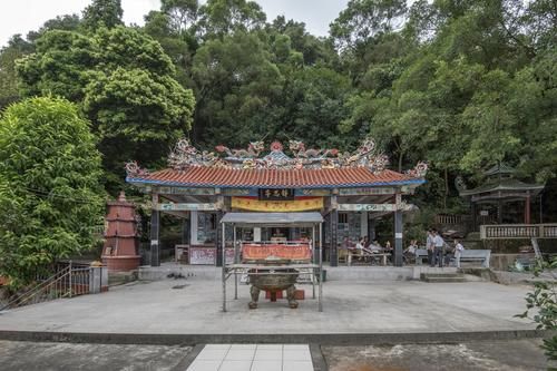 花样漳州：登龙湫岩