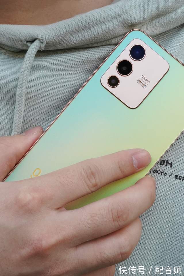 这么好看又能打的vivo S12，作为春节的礼物拿得出手|图赏| s12