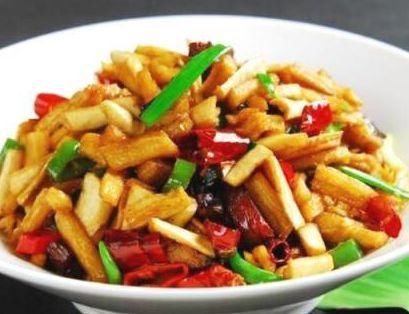 美食严选:萝卜干炒肉末,小炒五花肉,芹菜炒五花肉,韭菜炒蛋的做法