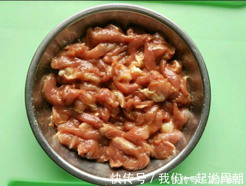 腌制|不管炒什么肉，这样腌制，炒出来的肉滑嫩不粘锅，超好吃！