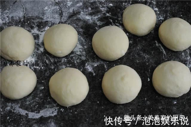 儿子最爱的早餐,不放一滴水,柔软又蓬松,空口就能吃5个!