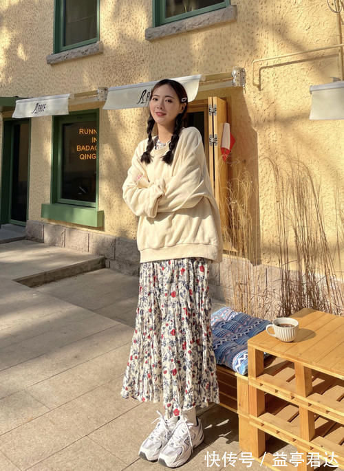 春天|今年碎花裙这样穿,优雅显气质,开启一整个春天的浪漫