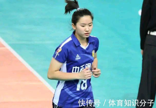 中国女排|29个一传直接失误6次!女排自由人暴露大短板,这表现如何去巴黎
