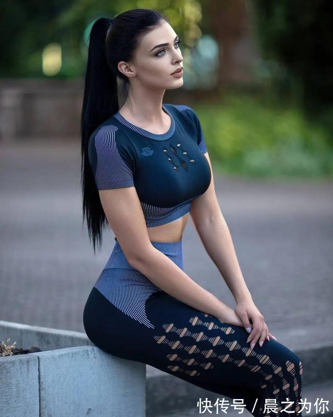 德国|德国健身模特，身高184公分，线条完美，一起看看同款线条如何练