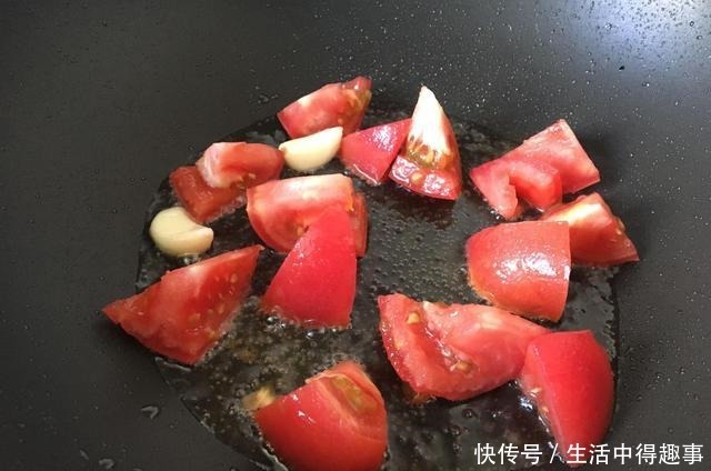 天冷喝汤最养人,这汤我家每周必做一次,美味滋补又暖身