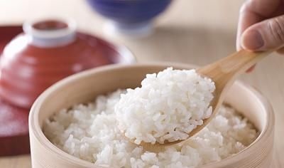 隔夜饭|隔夜米饭,到底能不能吃?营养师:很多人不知道,看完转发家里人