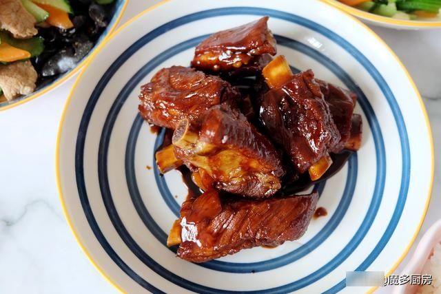 身体棒|妈妈每天换着花样给孩子做饭，有荤有素营养健康，孩子爱吃身体棒