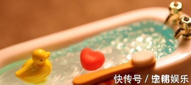 表妹@纳兰容若写出人生若只如初见,到底是怎么样的一个人能写出来呢