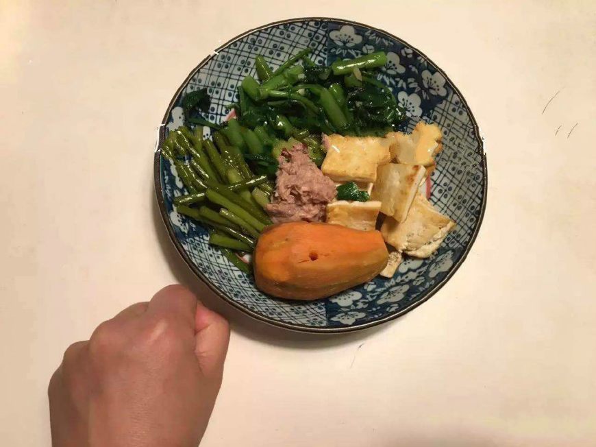 小米粥|女性日常减肥牢记晚饭后的“三要素”，有助于减轻体重